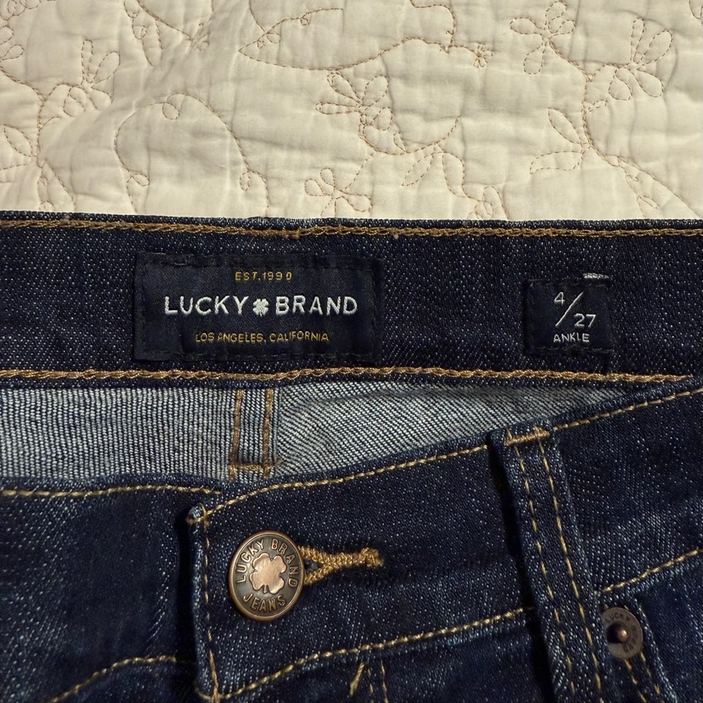 Women’s Lucky Brand Sweet Straight Blue Jeans Ankle - Picture 3 of 4